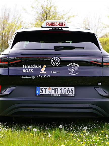 Willkommen bei der <br>Fahrschule Ross